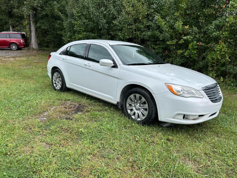 2014 Chrysler 200 LX