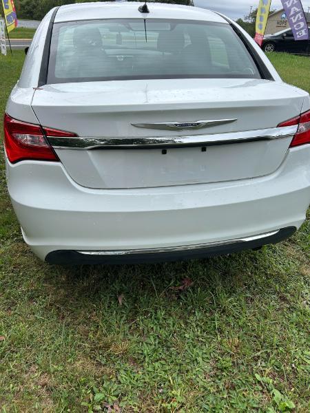 Chrysler 200 LX 2014