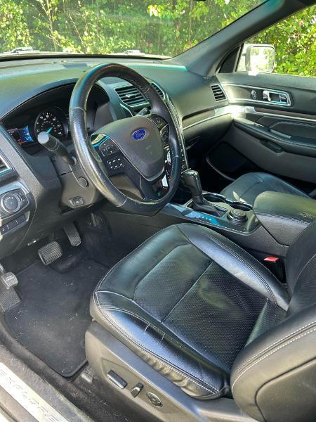 Ford Explorer Limited 4WD 2016