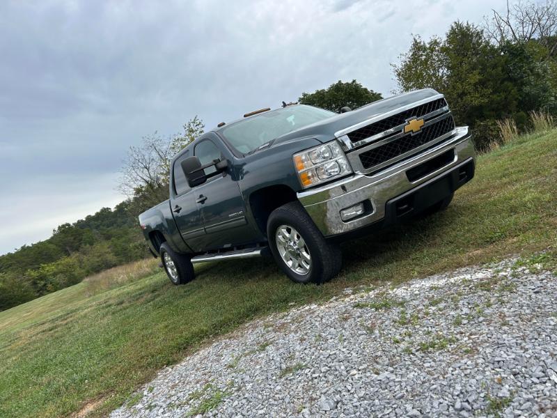 2012 Chevrolet Silverado 2500HD LTZ Crew Cab 4WD