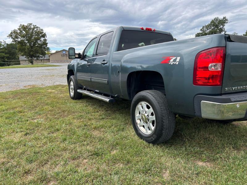 Chevrolet Silverado 2500HD LTZ Crew Cab 4WD 2012