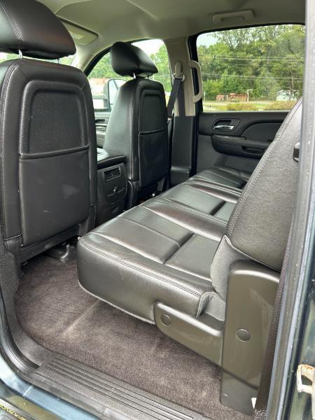 Chevrolet Silverado 2500HD LTZ Crew Cab 4WD 2012