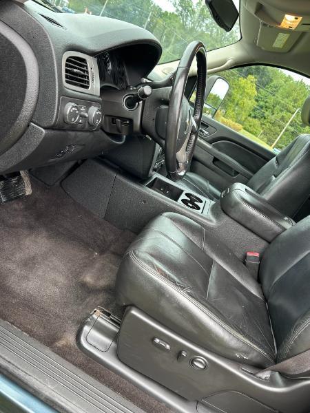 Chevrolet Silverado 2500HD LTZ Crew Cab 4WD 2012