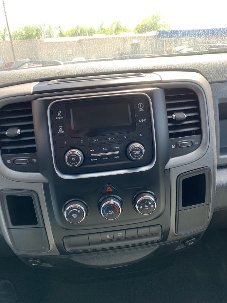 RAM 1500 Tradesman Quad Cab 2WD 2013