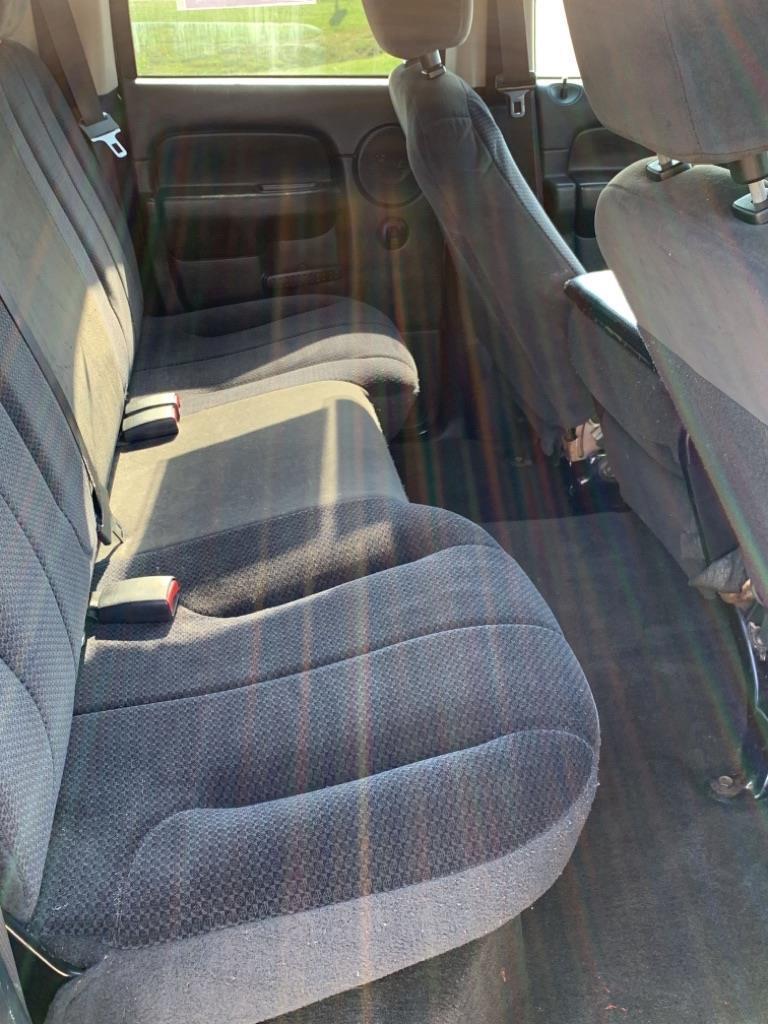 Dodge Ram 1500 ST Quad Cab 2WD 2004