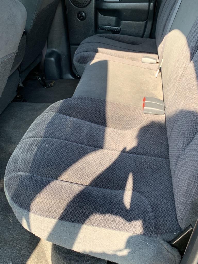 Dodge Ram 1500 ST Quad Cab 2WD 2004