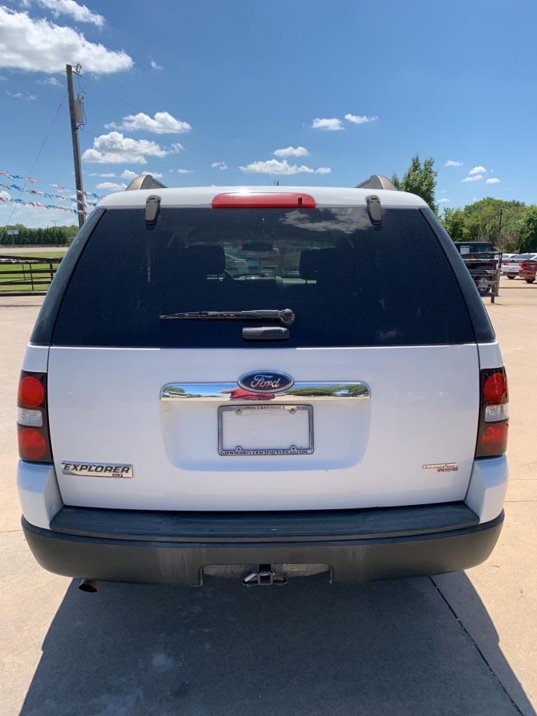 Ford Explorer XLT 4.0L 2WD 2007