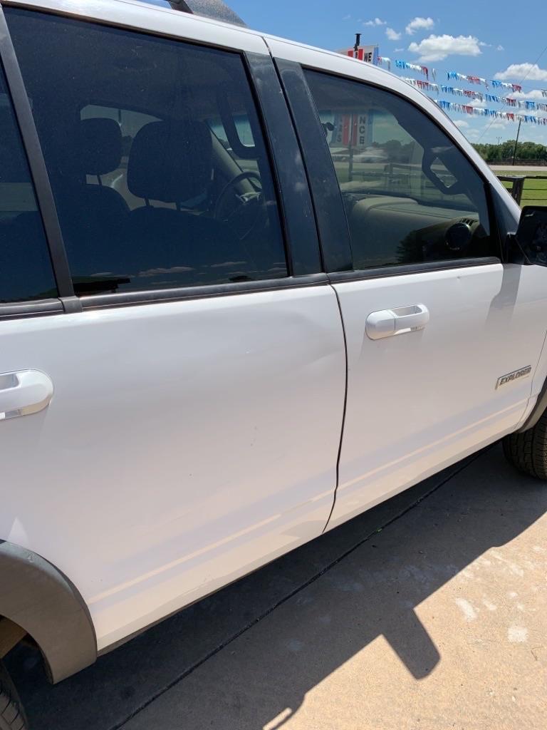 Ford Explorer XLT 4.0L 2WD 2007