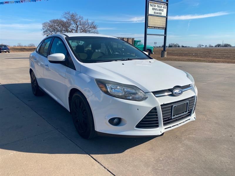 Ford Focus SE Sedan 2012