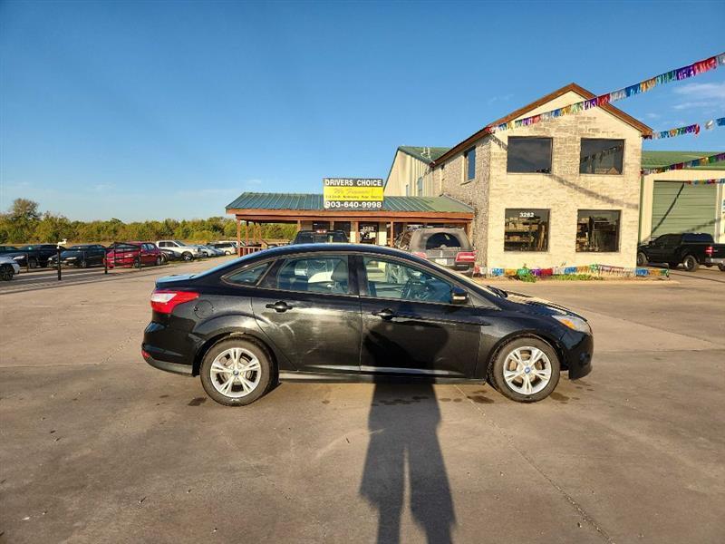 Ford Focus SE Sedan 2013