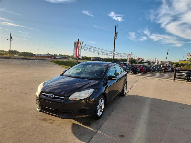 Ford Focus SE Sedan 2013