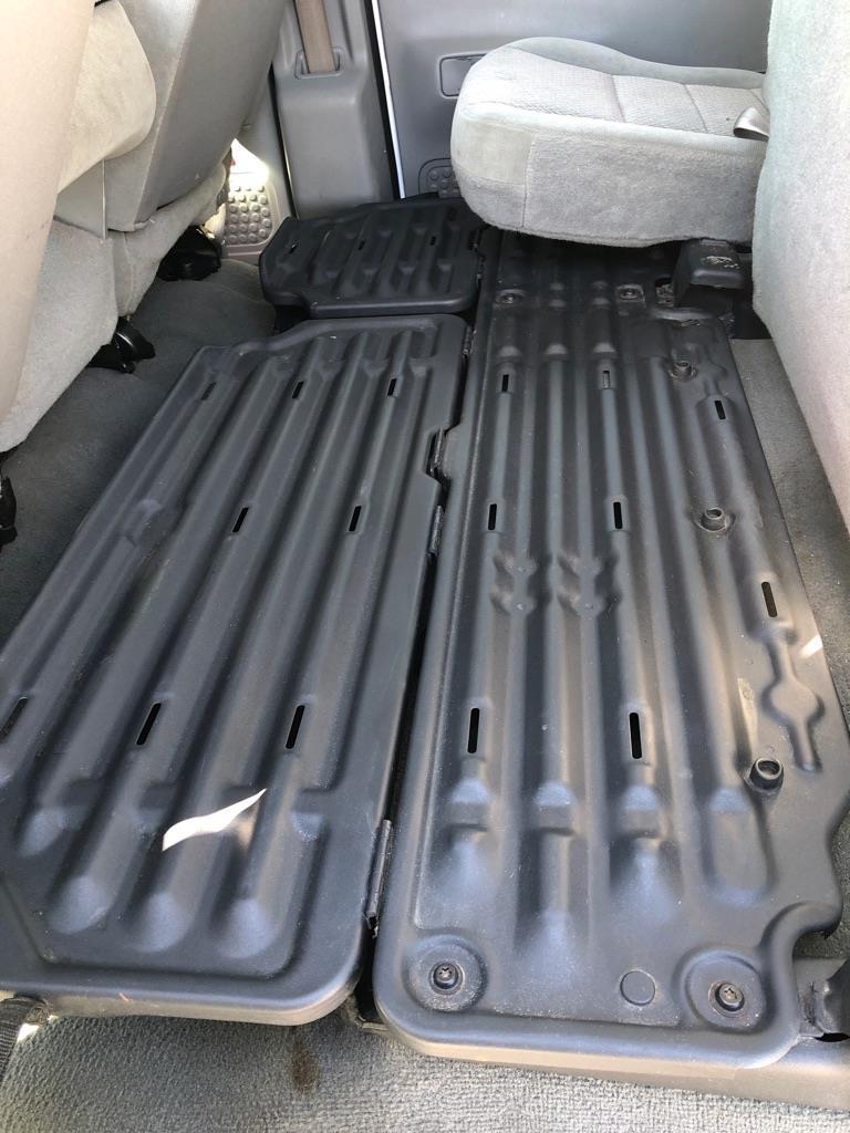 Ford F-350 SD XL Crew Cab Long Bed 2WD 2004