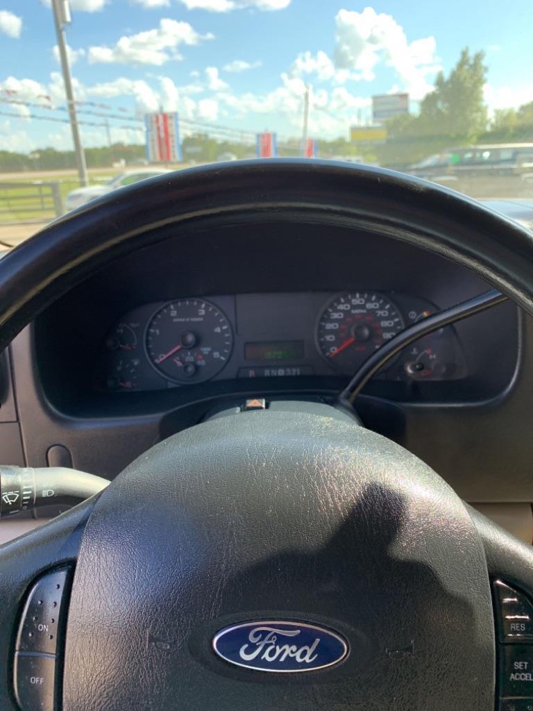 Ford F-250 SD XL SuperCab 2WD 2006