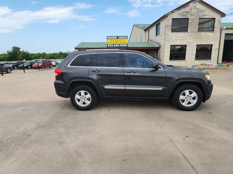 Jeep Grand Cherokee Laredo 2WD 2011