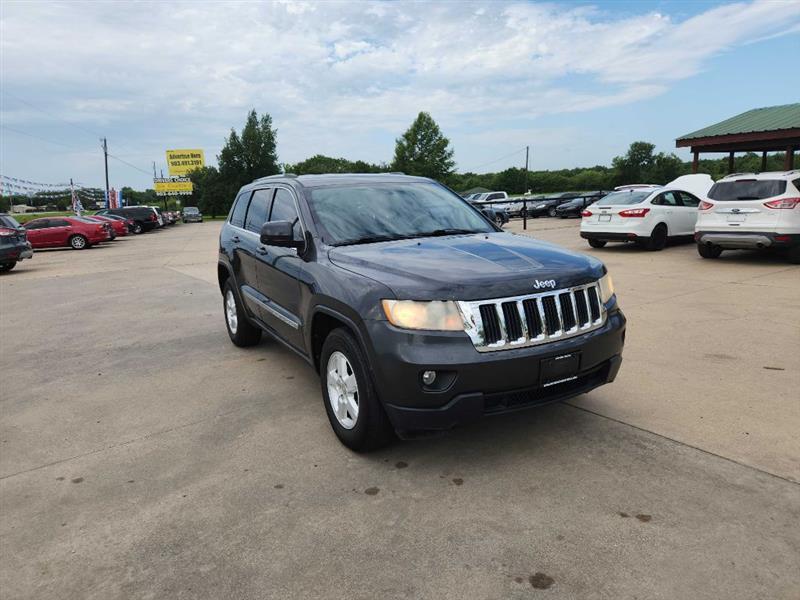 Jeep Grand Cherokee Laredo 2WD 2011