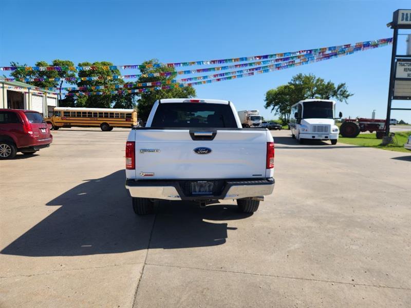 Ford F-150 XL SuperCrew 5.5-ft. Bed 4WD 2016