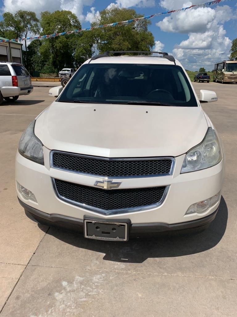 Chevrolet Traverse 2LT FWD 2011