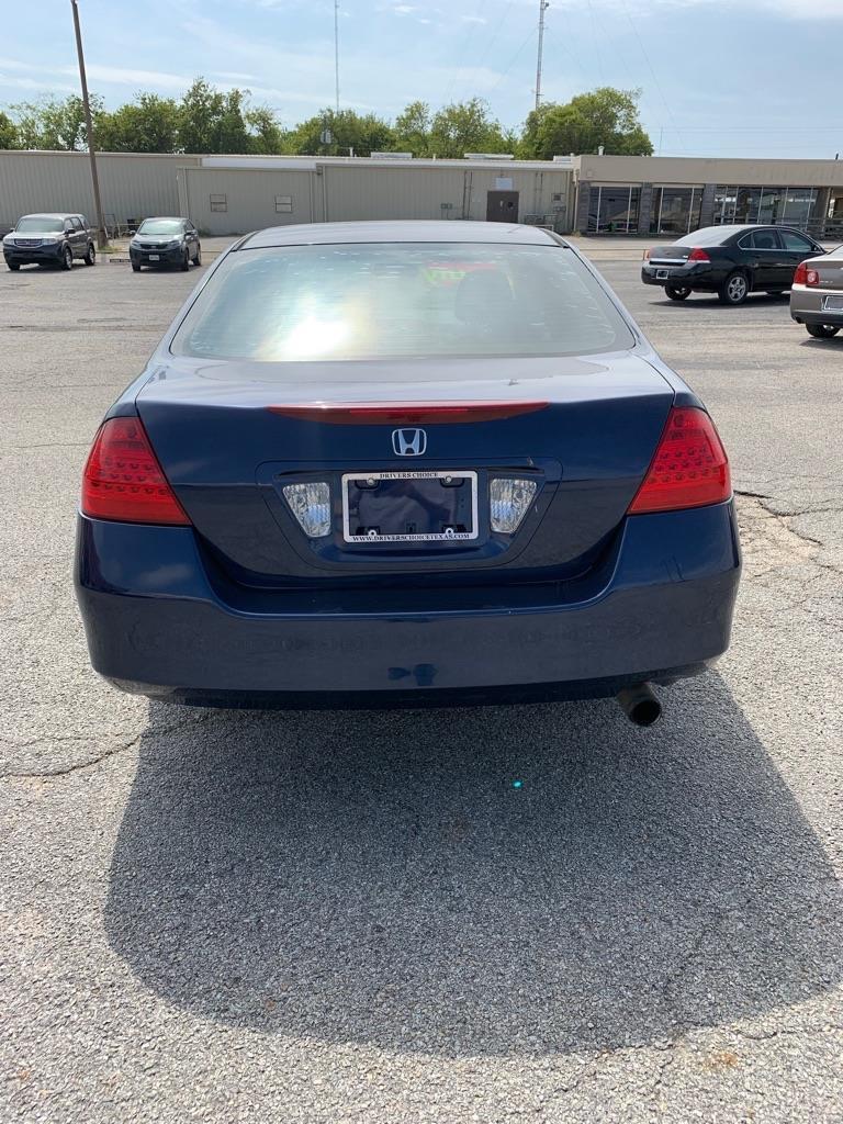 Honda Accord LX sedan AT 2006