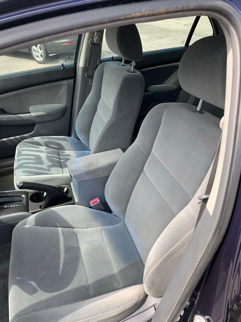 Honda Accord LX sedan AT 2006