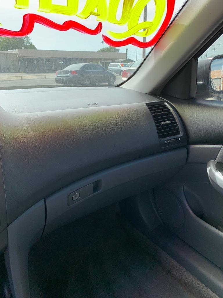 Honda Accord LX sedan AT 2006