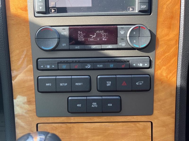 Lincoln Navigator L 4WD 2012