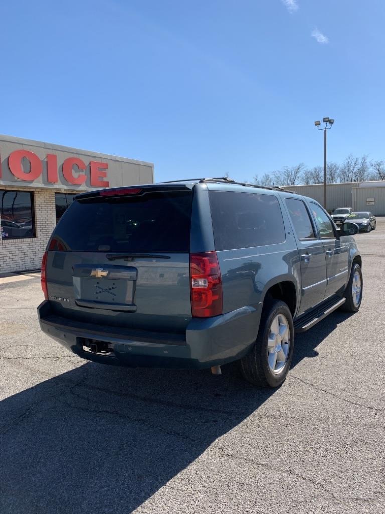 Chevrolet Suburban LS 1500 2WD 2008