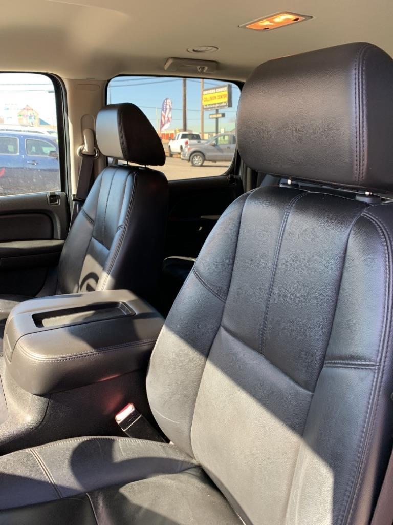 Chevrolet Suburban LS 1500 2WD 2008