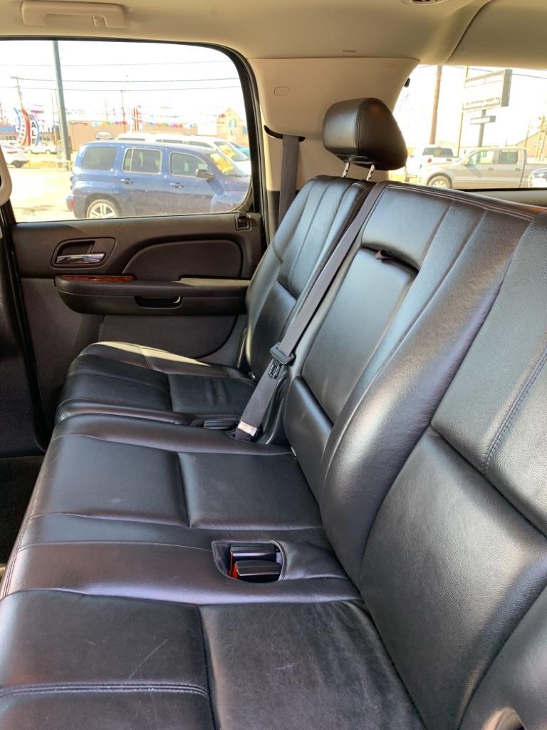 Chevrolet Suburban LS 1500 2WD 2008