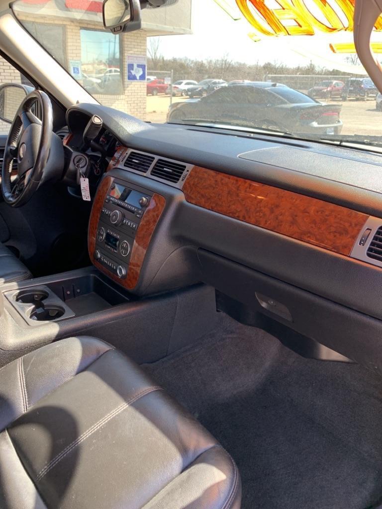 Chevrolet Suburban LS 1500 2WD 2008