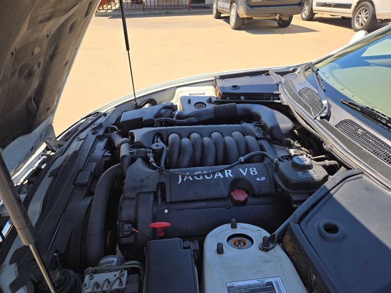 Jaguar XK8 Convertible 2000