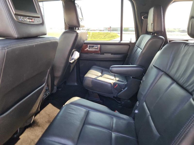 Lincoln Navigator L 4WD 2012