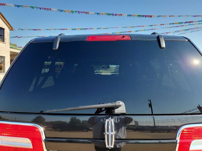 Lincoln Navigator L 4WD 2012