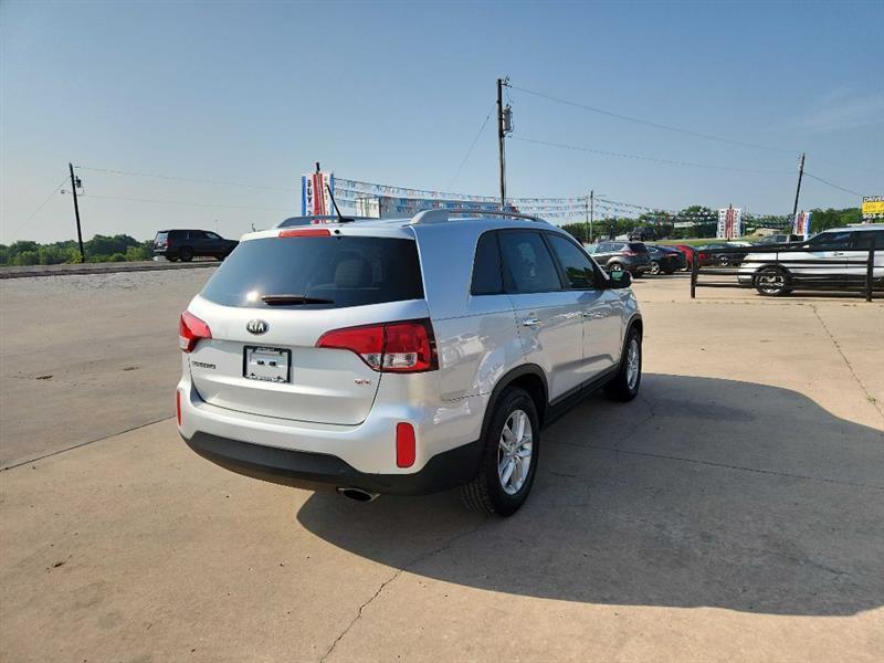 Kia Sorento LX V6 FWD 2015