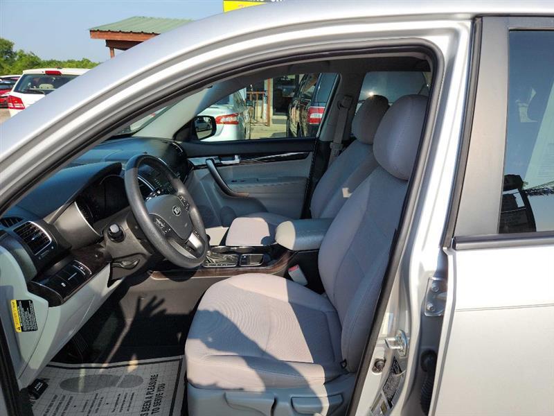 Kia Sorento LX V6 FWD 2015