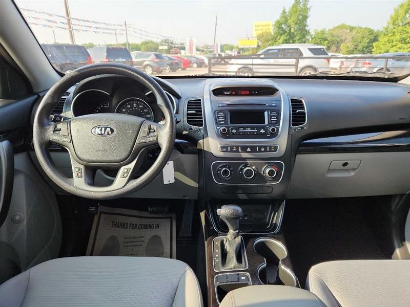 Kia Sorento LX V6 FWD 2015