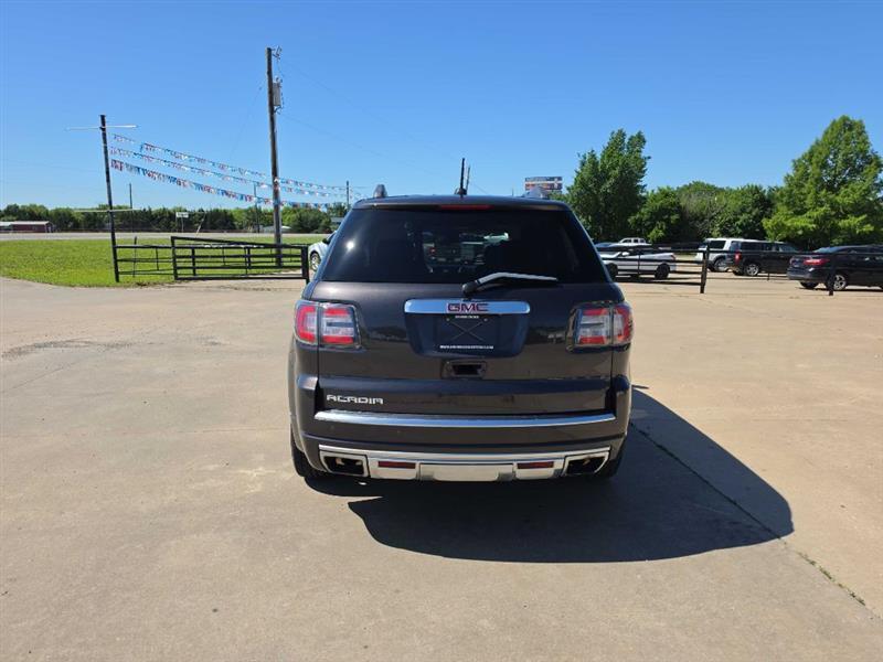 GMC Acadia Denali FWD 2016