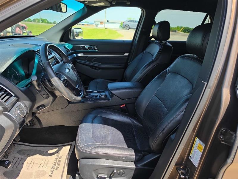 Ford Explorer Limited 4WD 2016