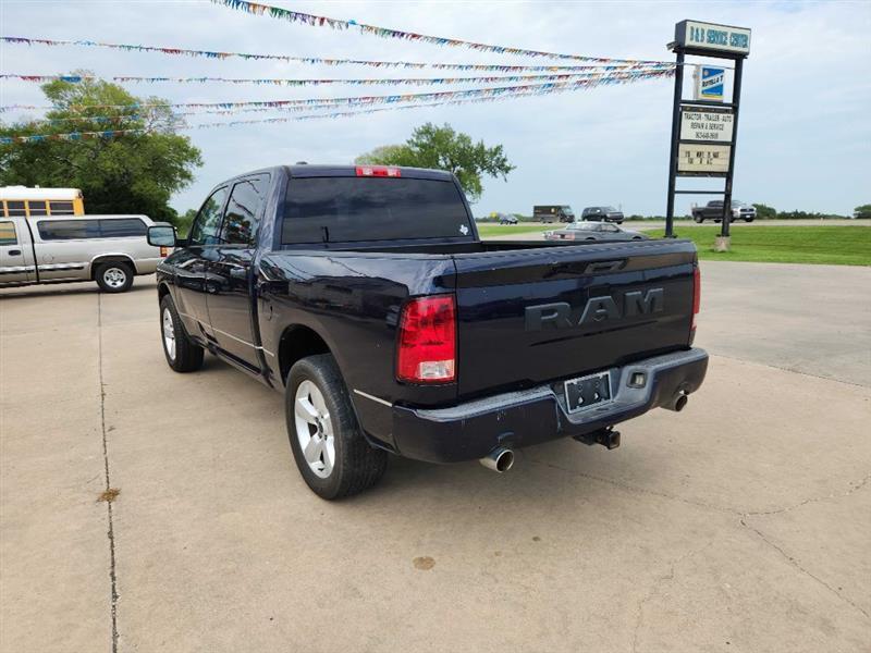 RAM 1500 Tradesman Crew Cab SWB 2WD 2013
