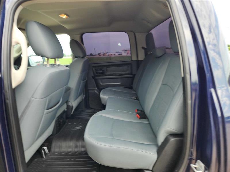 RAM 1500 Tradesman Crew Cab SWB 2WD 2013