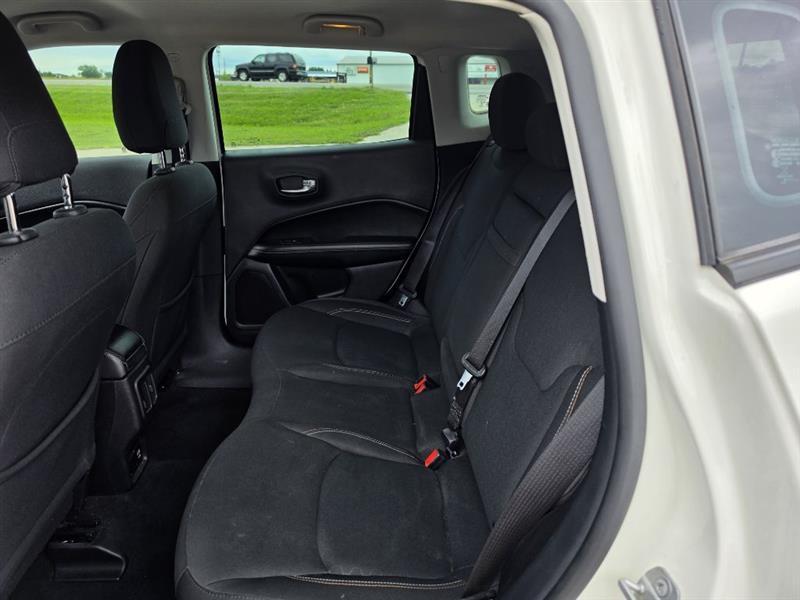 2019 Jeep Compass Sport's photo