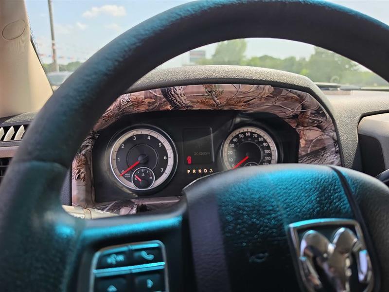 RAM 2500 Tradesman Crew Cab LWB 4WD 2017