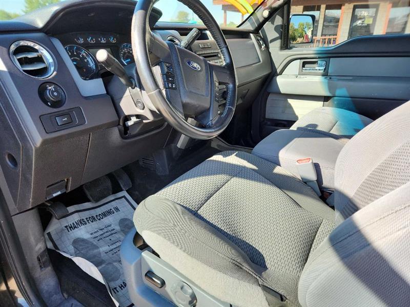 Ford F-150 XL SuperCab 8-ft. Bed 4WD 2012