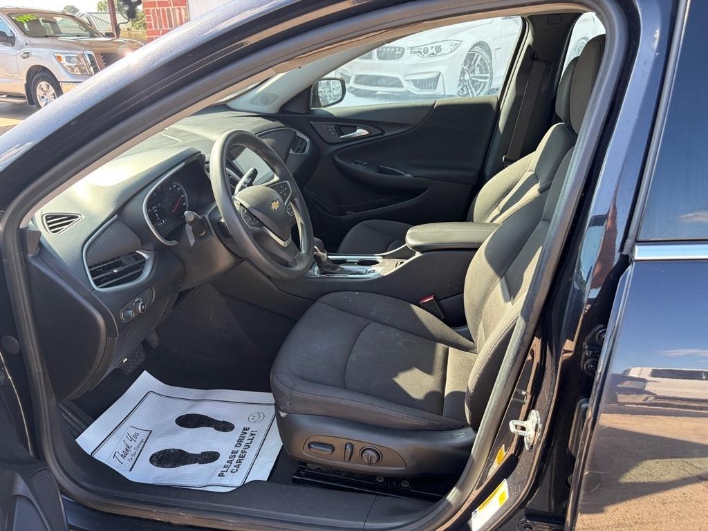 Chevrolet Malibu photo 7