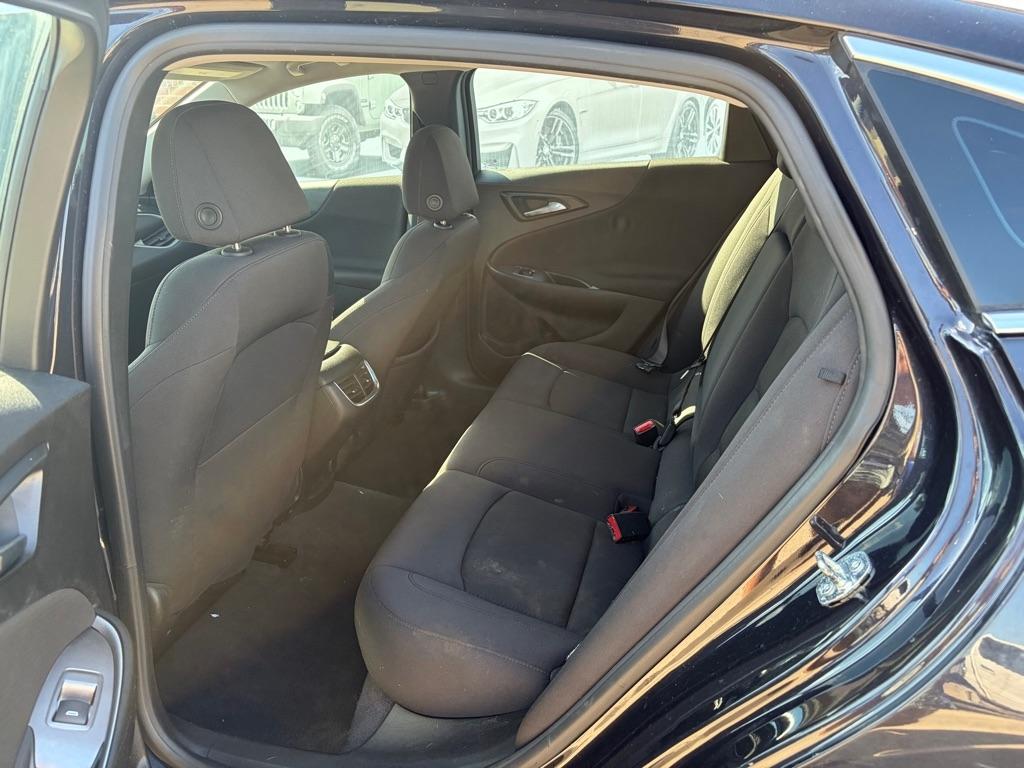 Chevrolet Malibu photo 8