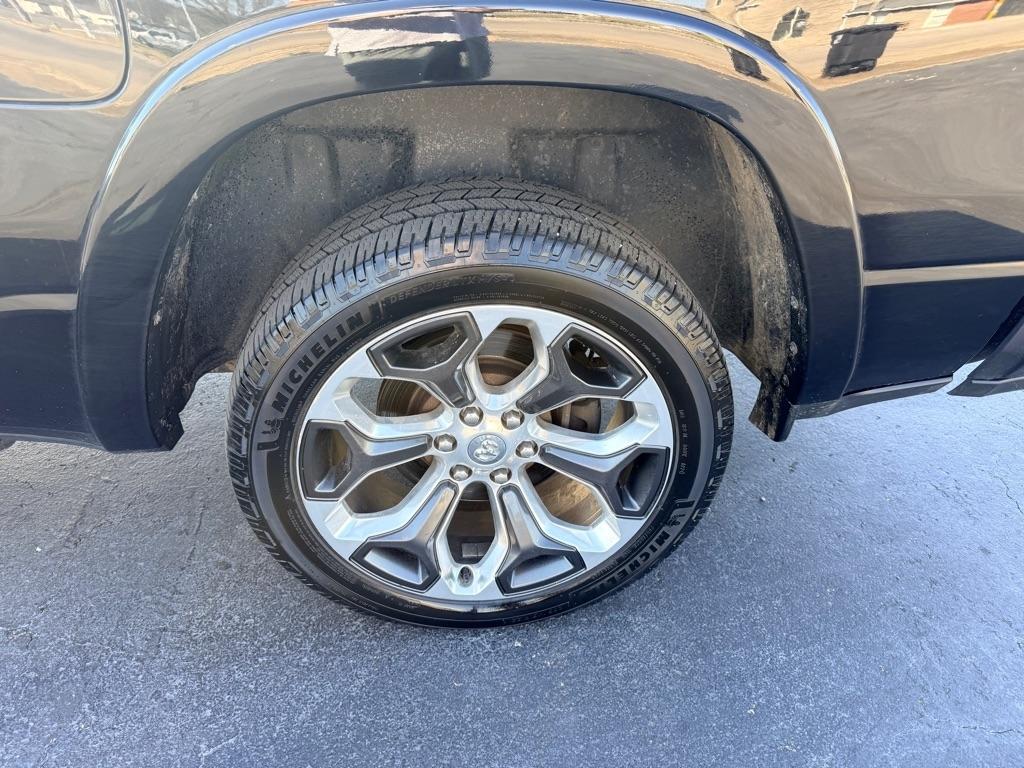 RAM 1500 Limited Crew Cab SWB 4WD 2019