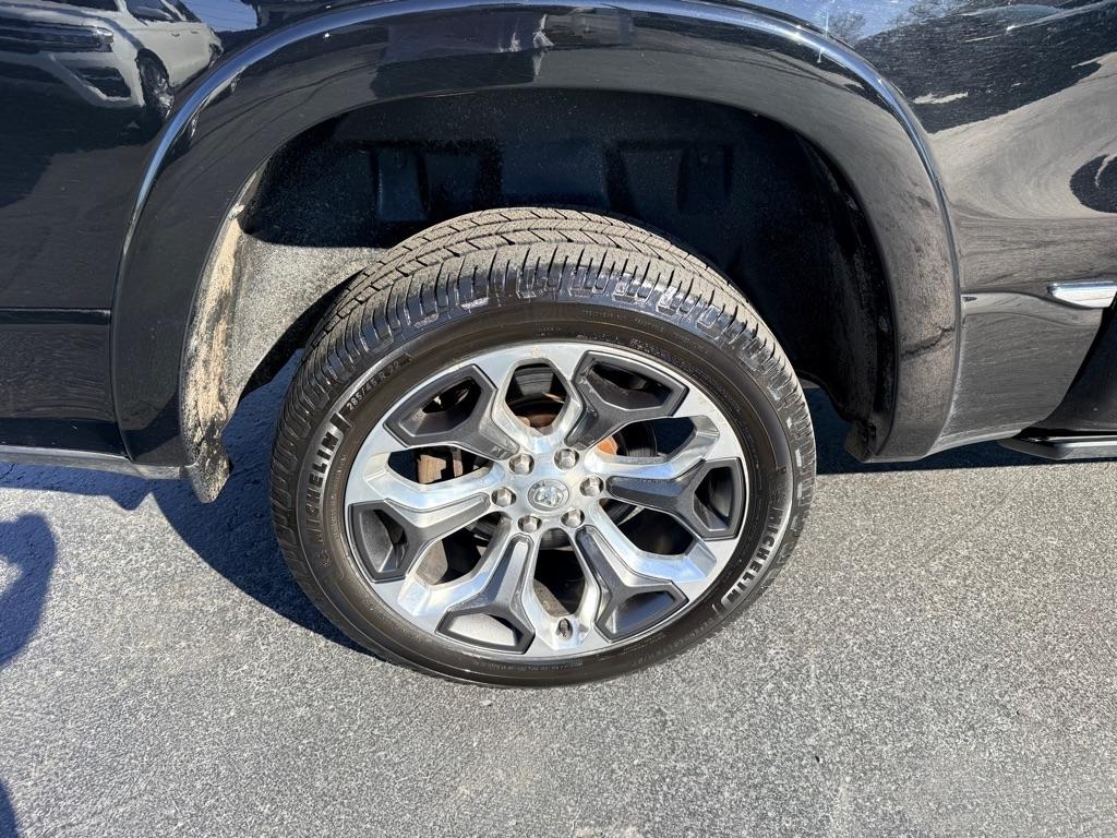 RAM 1500 Limited Crew Cab SWB 4WD 2019