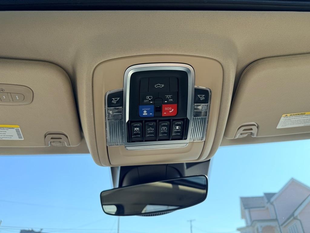 RAM 1500 Limited Crew Cab SWB 4WD 2019