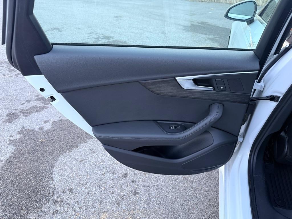 Audi A4 2.0 TFSI Premium Plus quattro 7A 2019