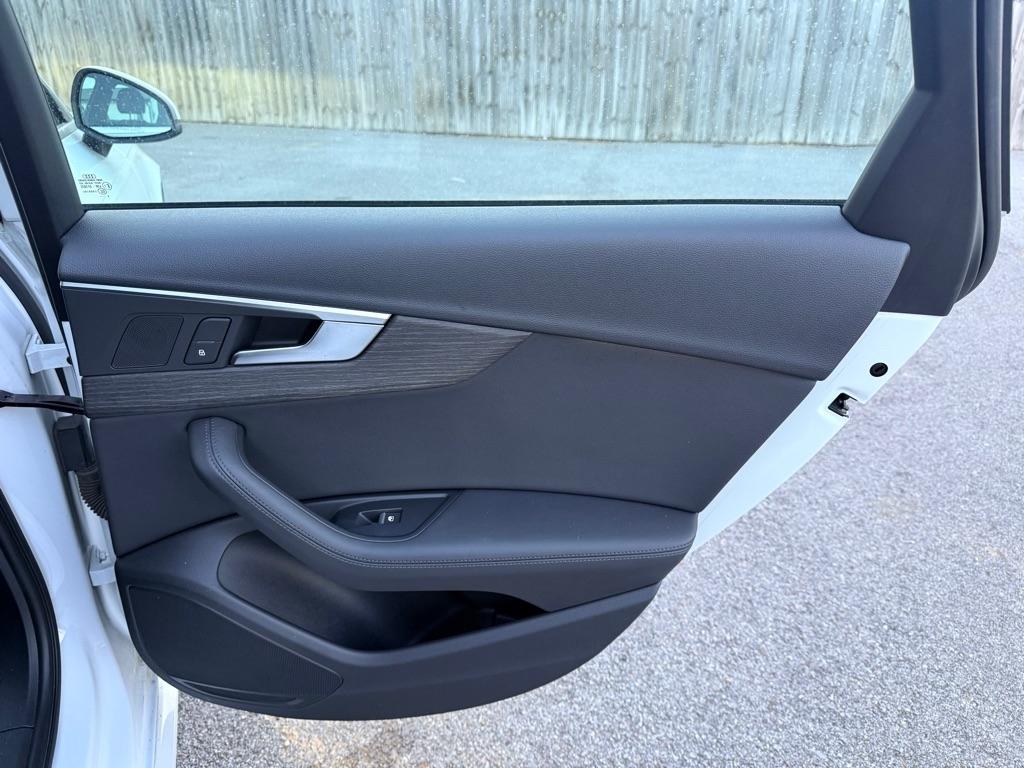 Audi A4 2.0 TFSI Premium Plus quattro 7A 2019