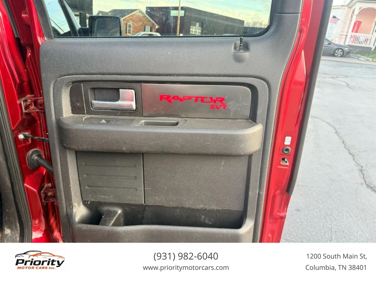 Ford F-150 SVT Raptor SuperCrew 5.5-ft. Bed 4WD 2014